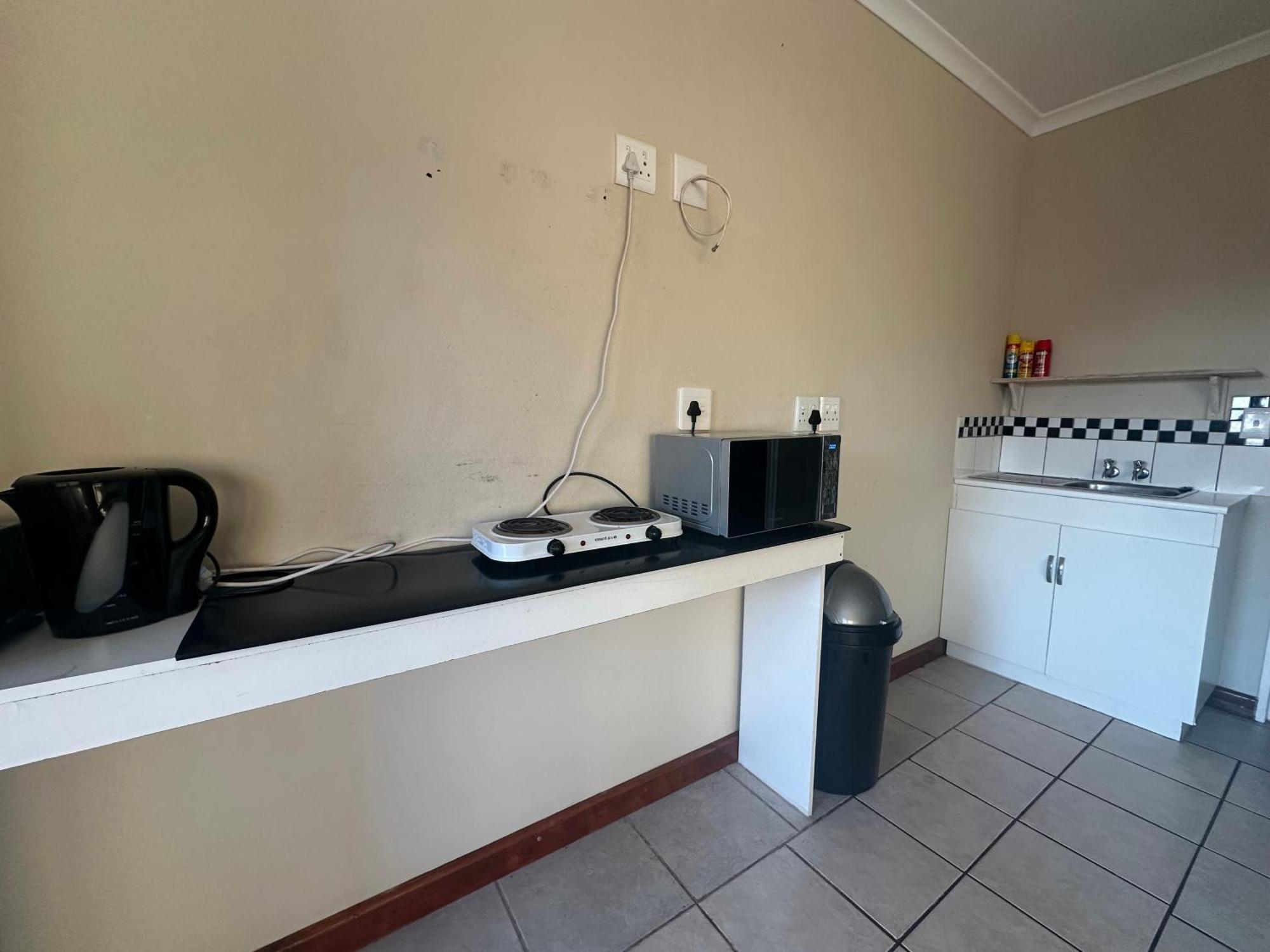 Apartment Cute Tranquil Pool Side Cape Town
